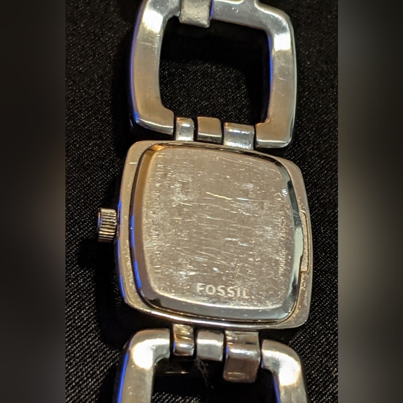 Vintage Fossil Women's Geometric Quartz Watch Stainless Steel Needs Battery - Picture 8 of 11